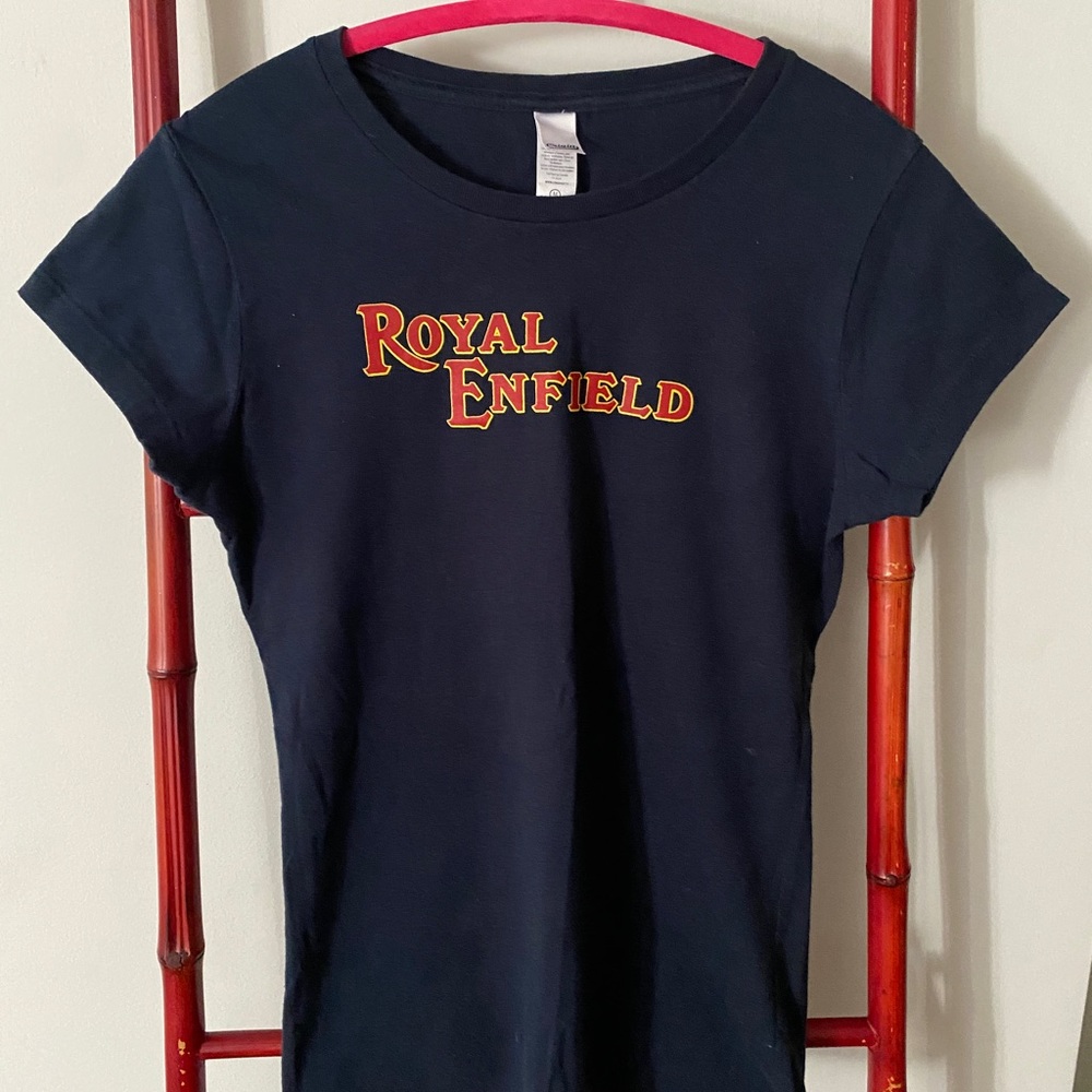 Sale!! Logo T Shirt, M